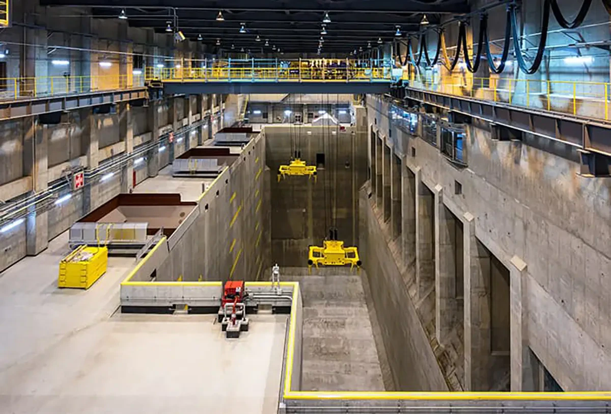 ごみクレーン（港島クリーンセンター）